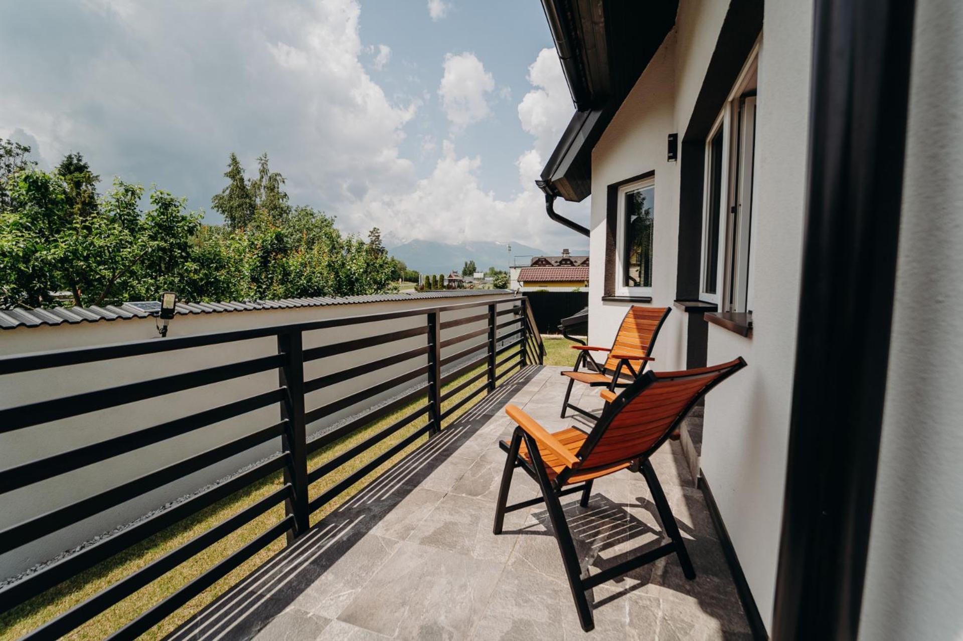 Alavia Residence Велка Ломница Екстериор снимка
