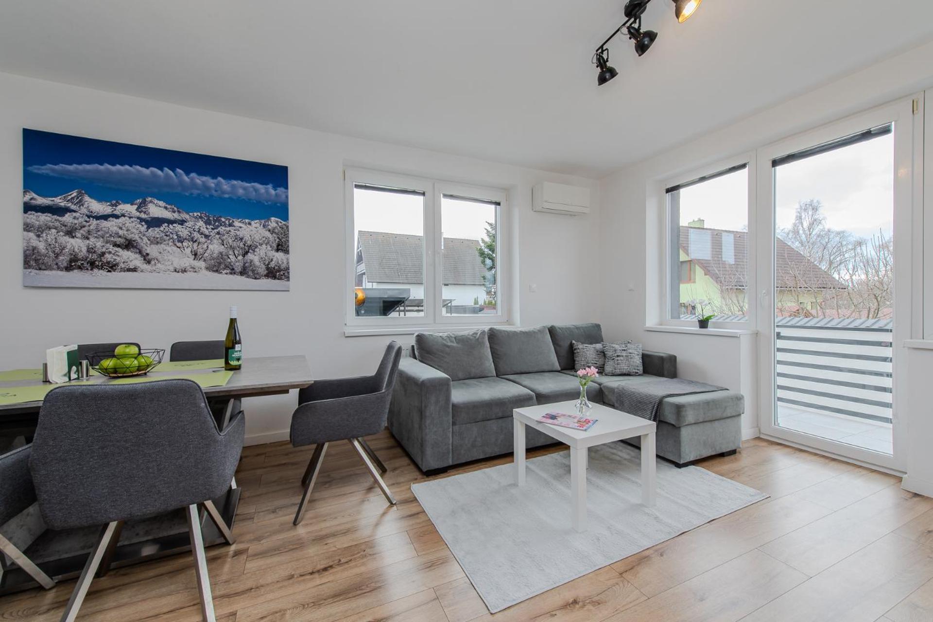 Alavia Residence Велка Ломница Екстериор снимка